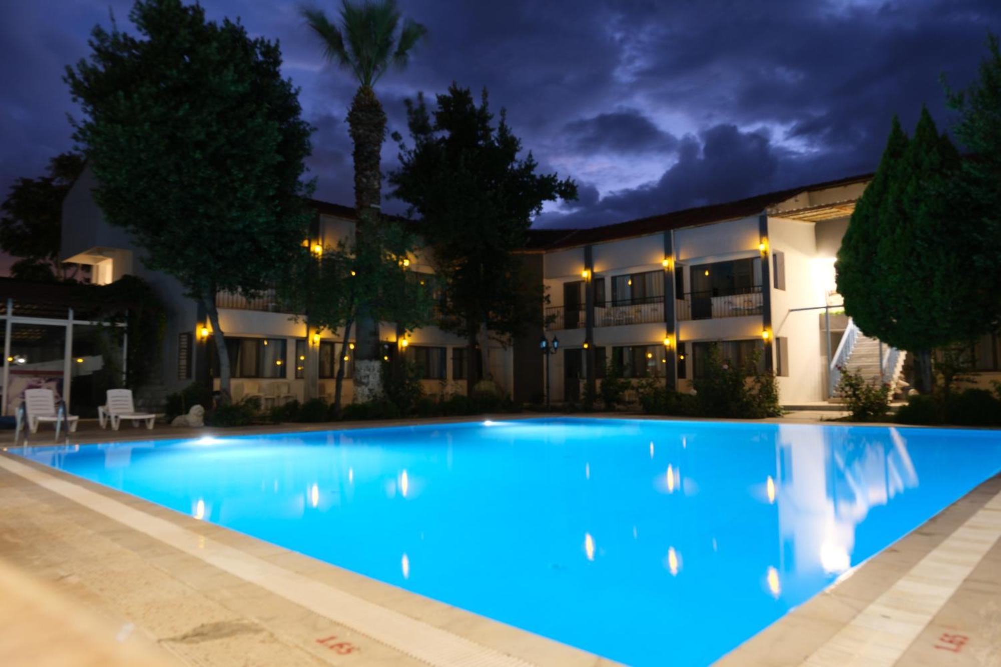 Artemis Yoeruek Otel Old Town Pamukkale Exteriér fotografie
